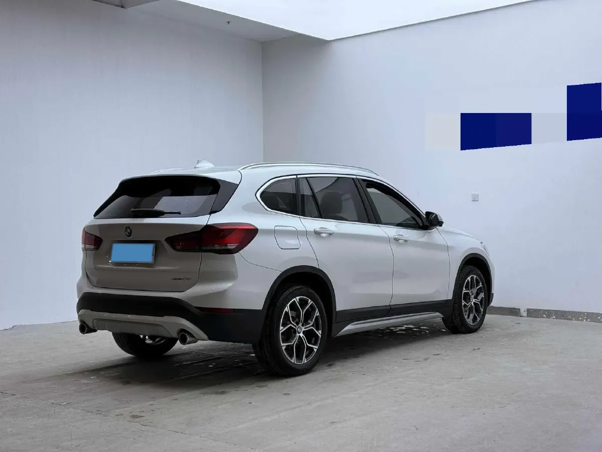 2022 BMW X1 1.5T 140HP L3 7DCT,autocango,china used car exporter,china ev exporter,chinese used car exporter,chinese used ev exporter