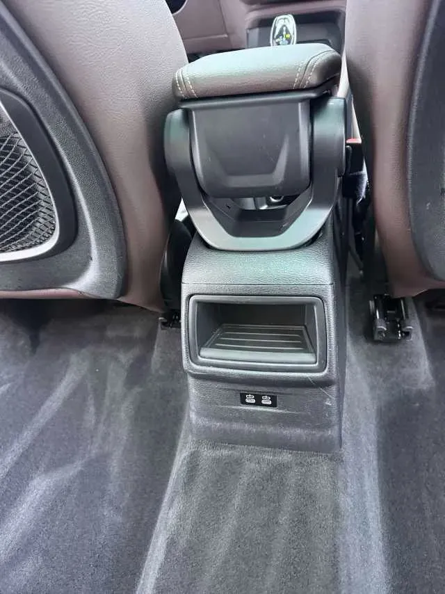 2022 BMW X1 1.5T 140HP L3 7DCT,autocango,china used car exporter,china ev exporter,chinese used car exporter,chinese used ev exporter