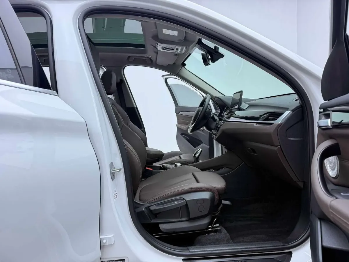 2022 BMW X1 1.5T 140HP L3 7DCT,autocango,china used car exporter,china ev exporter,chinese used car exporter,chinese used ev exporter