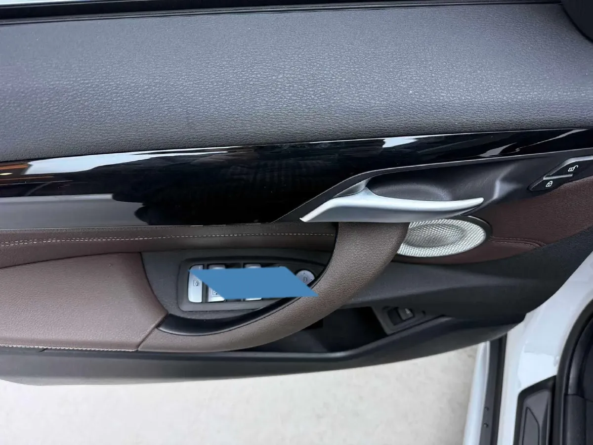 2022 BMW X1 1.5T 140HP L3 7DCT,autocango,china used car exporter,china ev exporter,chinese used car exporter,chinese used ev exporter