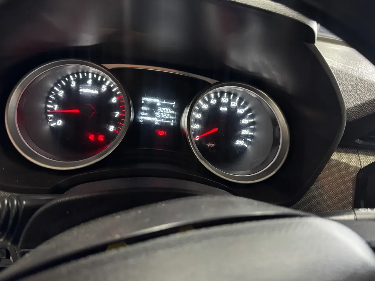 2021 WuLing HongGuang 1.5L 99HP L4 6MT,autocango,china used car exporter,china ev exporter,chinese used car exporter,chinese used ev exporter