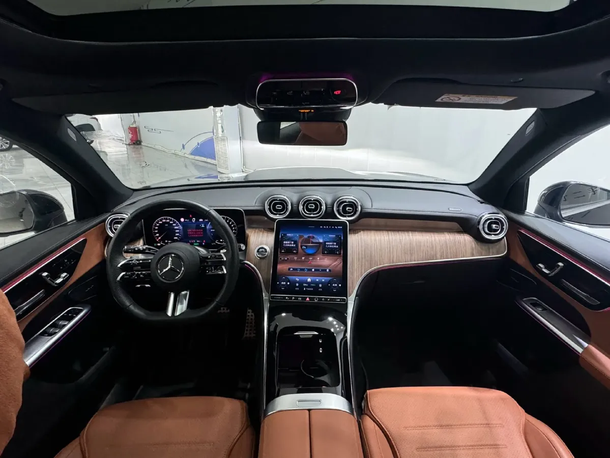 2025 Mercedes-Benz GLC Class 2.0T 204HP L4 9AT PHEV 30.9KWH,autocango,china used car exporter,china ev exporter,chinese used car exporter,chinese used ev exporter