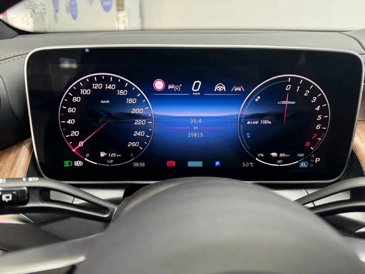 2025 Mercedes-Benz GLC Class 2.0T 204HP L4 9AT PHEV 30.9KWH,autocango,china used car exporter,china ev exporter,chinese used car exporter,chinese used ev exporter