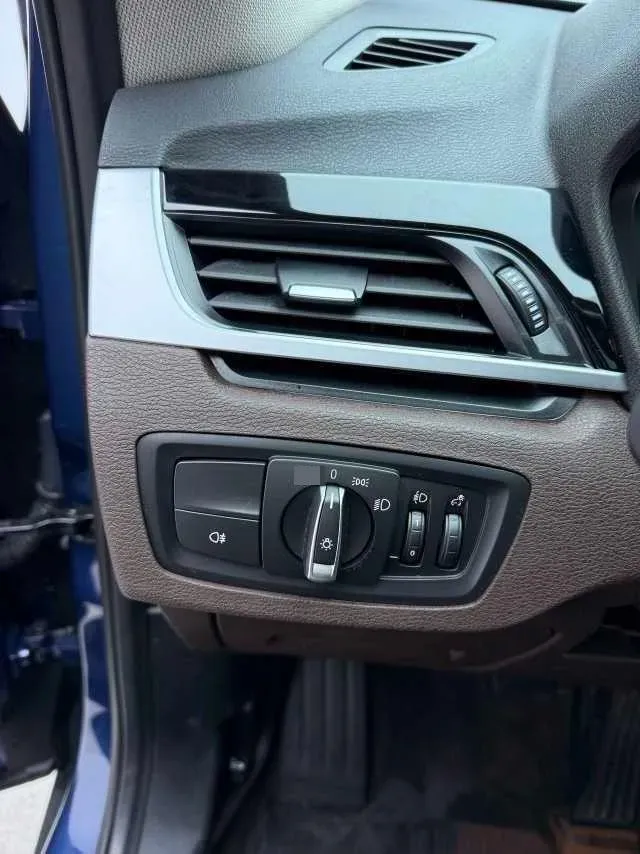 2021 BMW X1 1.5T 140HP L3 7DCT,autocango,china used car exporter,china ev exporter,chinese used car exporter,chinese used ev exporter