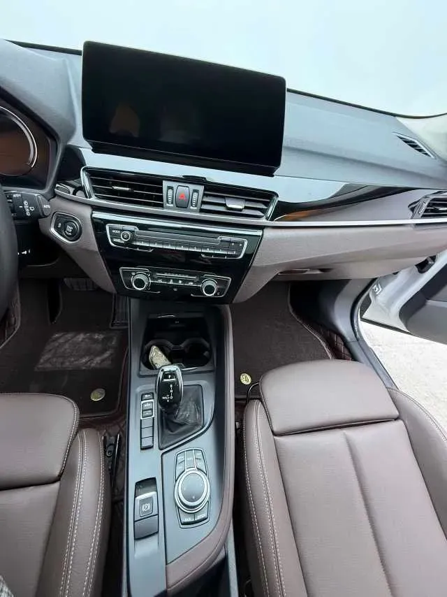 2021 BMW X1 1.5T 140HP L3 7DCT,autocango,china used car exporter,china ev exporter,chinese used car exporter,chinese used ev exporter