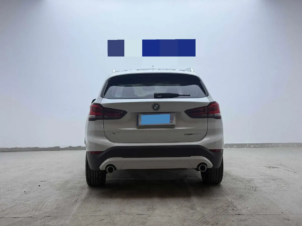 2021 BMW X1 1.5T 140HP L3 7DCT,autocango,china used car exporter,china ev exporter,chinese used car exporter,chinese used ev exporter
