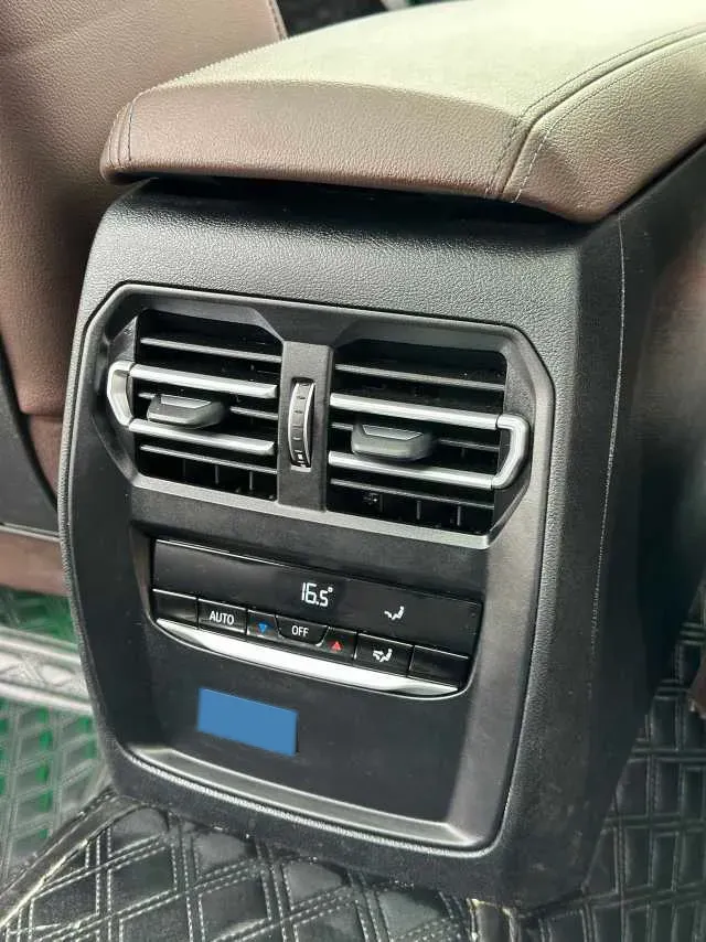 2022 BMW 3 Series 2.0T 156HP L4 8AT,autocango,china used car exporter,china ev exporter,chinese used car exporter,chinese used ev exporter