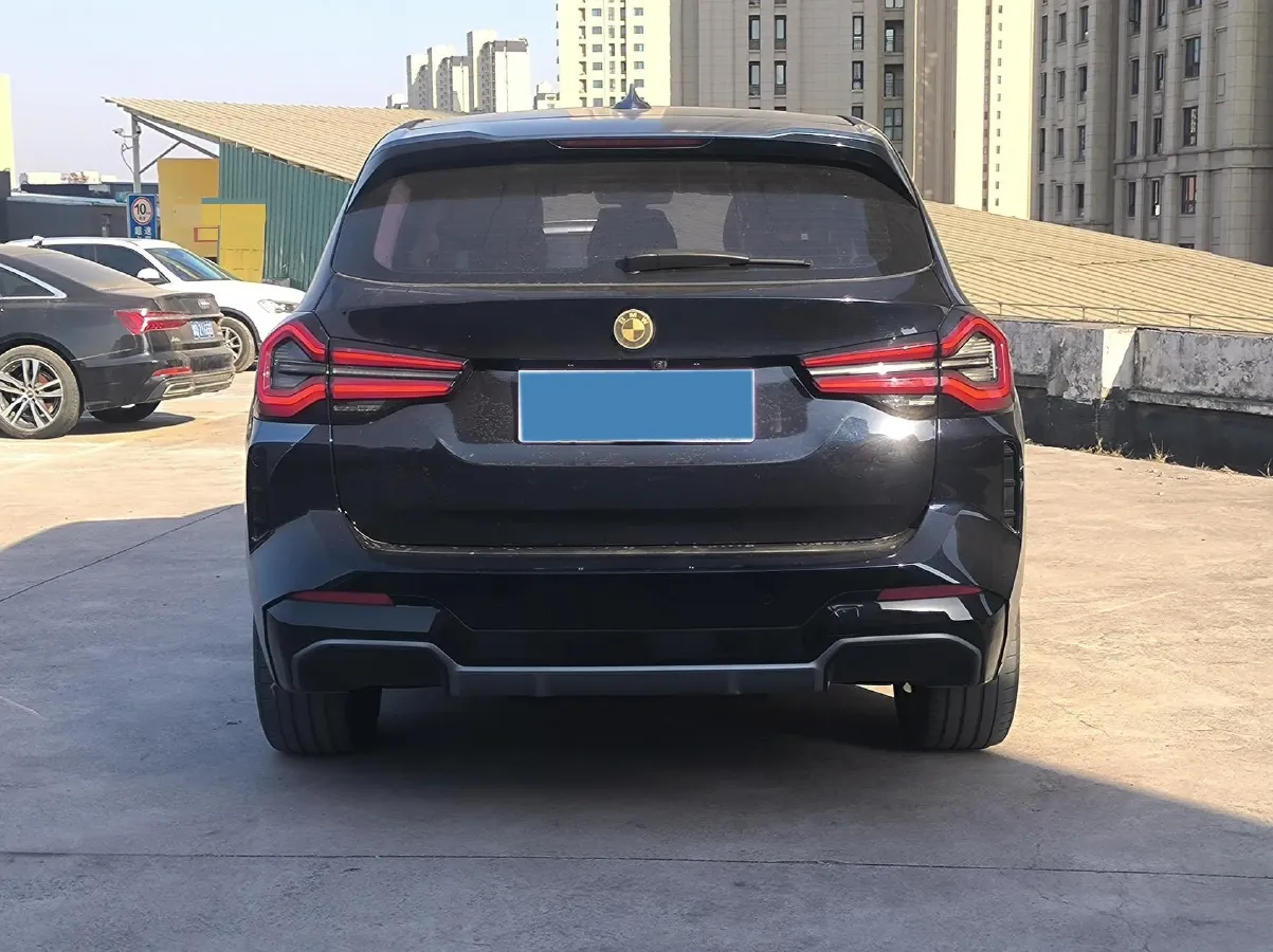 2022 BMW iX3 BEV 80KWH,autocango,china used car exporter,china ev exporter,chinese used car exporter,chinese used ev exporter