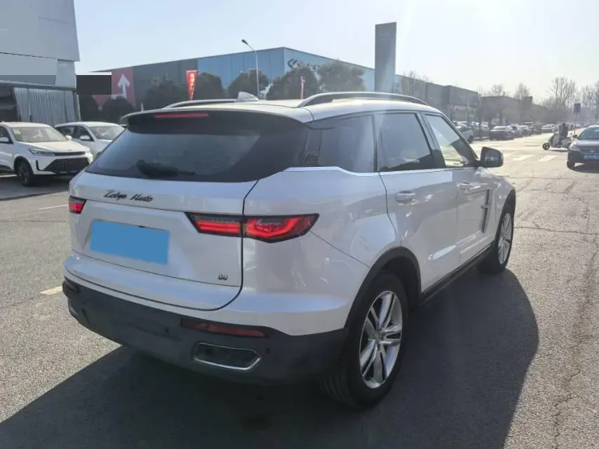 2017 Zotye T700 1.8T 177HP L4 6DCT,autocango,china used car exporter,china ev exporter,chinese used car exporter,chinese used ev exporter