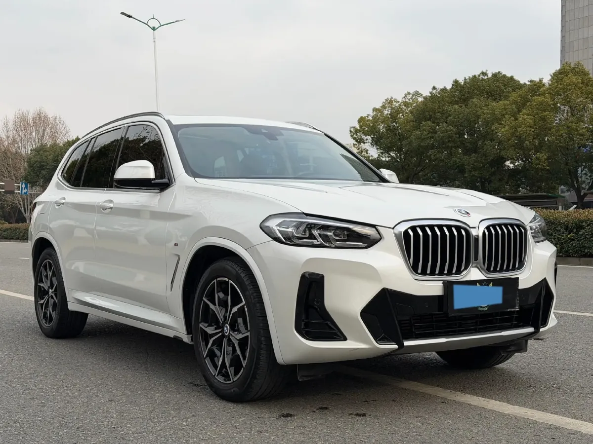 2022 BMW X3 2.0T 184HP L4 8AT,autocango,china used car exporter,china ev exporter,chinese used car exporter,chinese used ev exporter