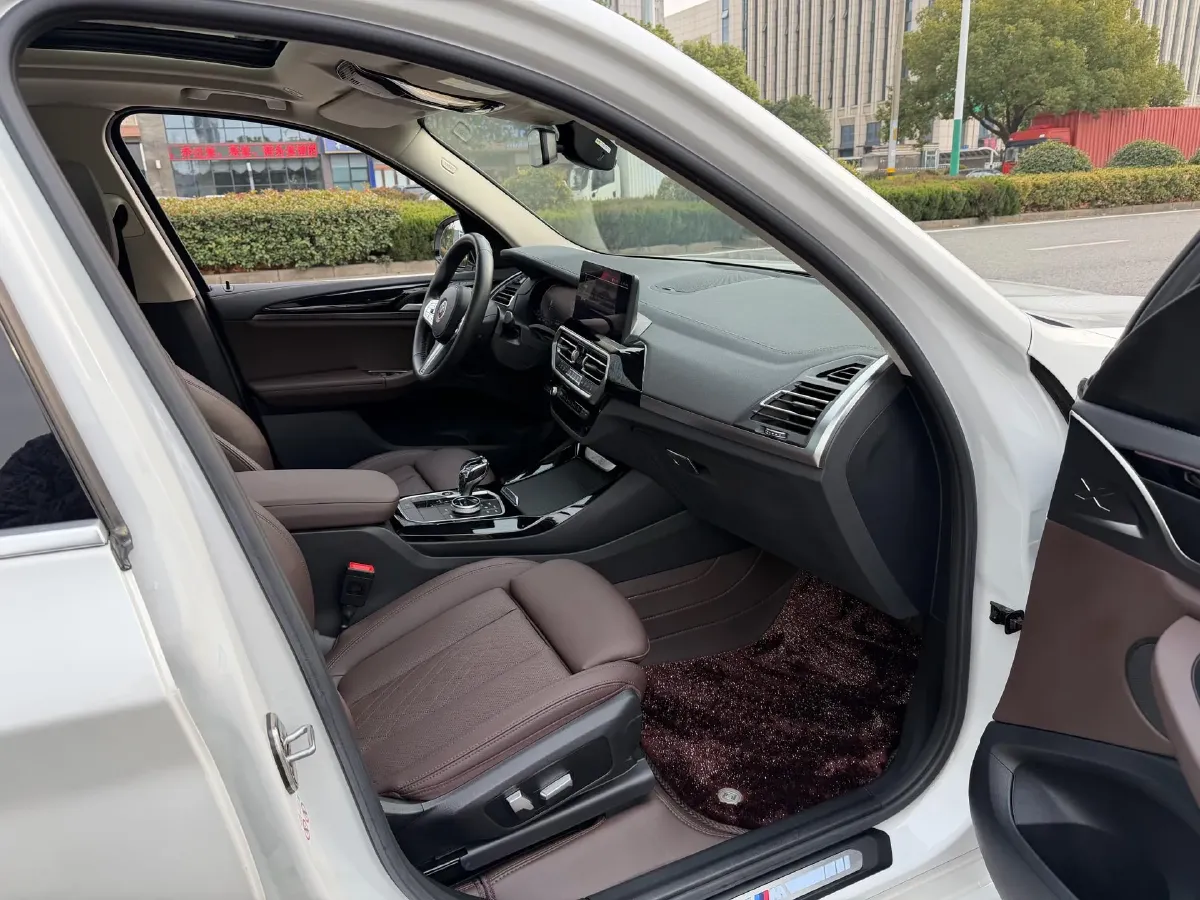 2022 BMW X3 2.0T 184HP L4 8AT,autocango,china used car exporter,china ev exporter,chinese used car exporter,chinese used ev exporter