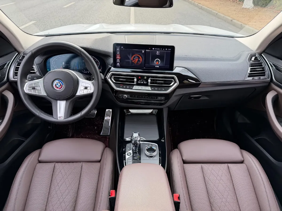 2022 BMW X3 2.0T 184HP L4 8AT,autocango,china used car exporter,china ev exporter,chinese used car exporter,chinese used ev exporter