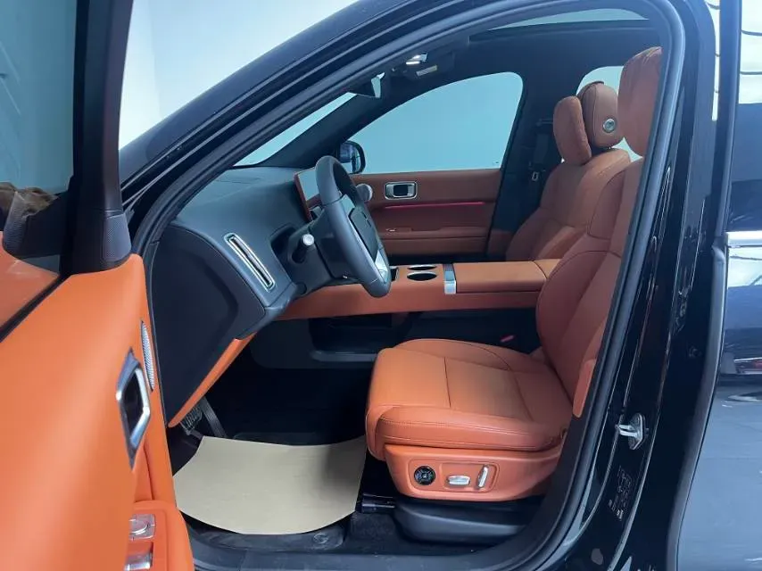 2025 Li L6 Range Extended 154HP L4 REEV,autocango,china used car exporter,china ev exporter,chinese used car exporter,chinese used ev exporter