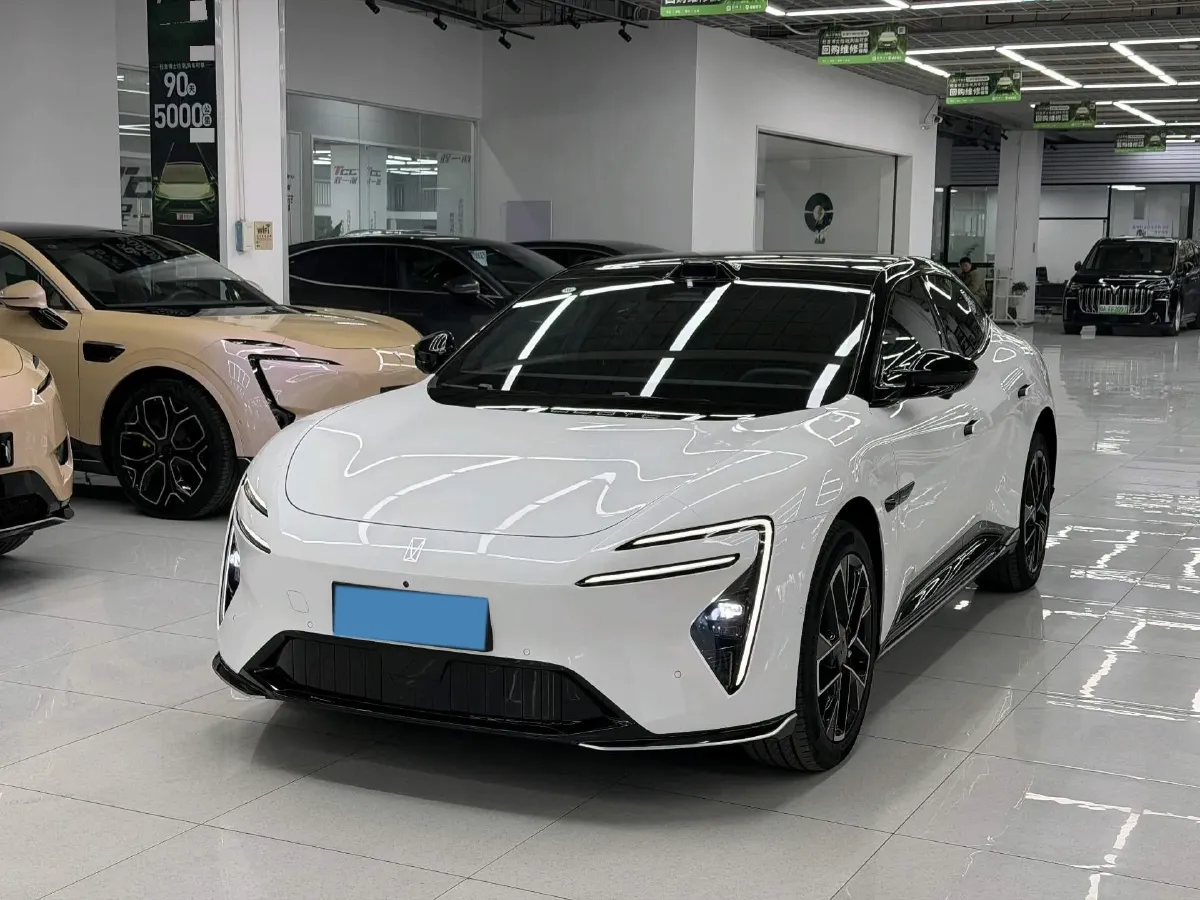 2025 Avatr 06 BEV,autocango,china used car exporter,china ev exporter,chinese used car exporter,chinese used ev exporter