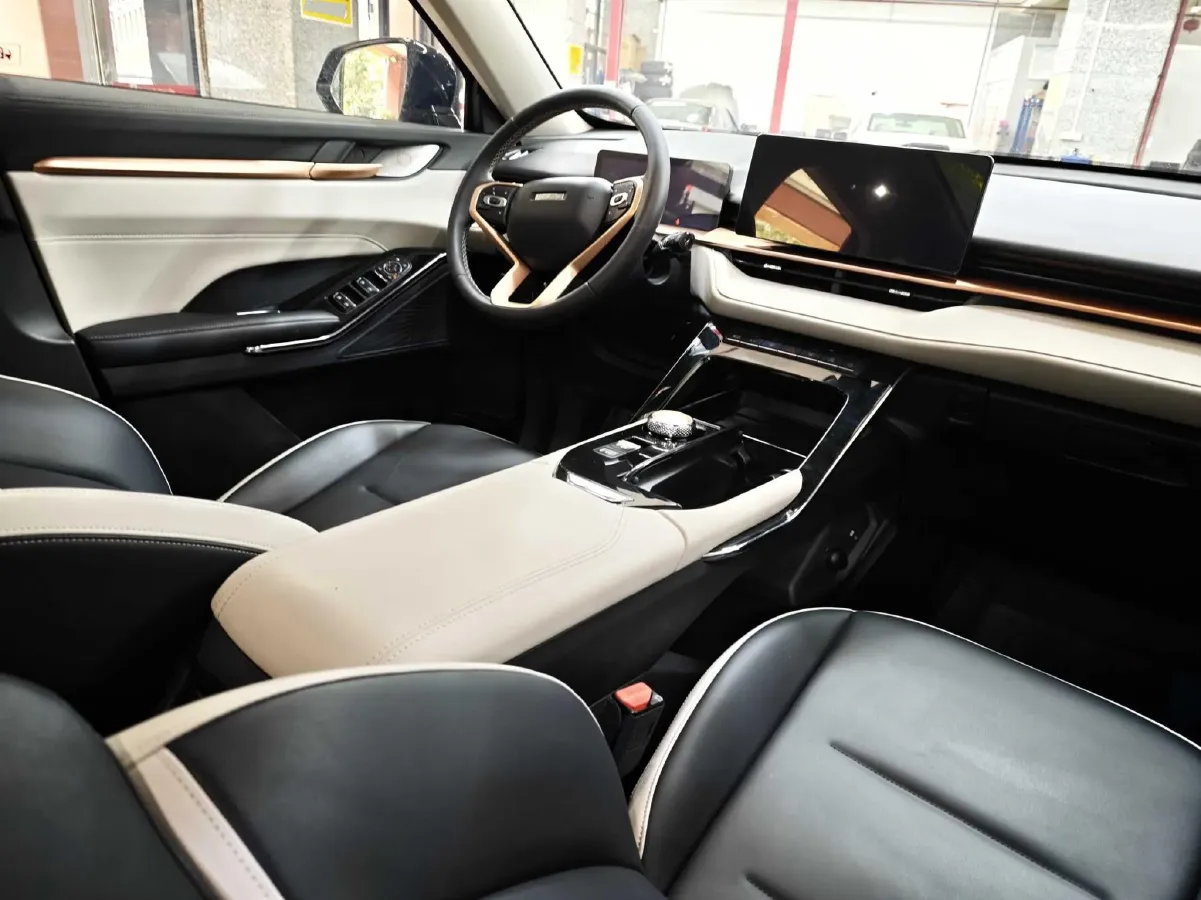 2021 Haval H6 1.5T 169HP L4 7DCT,autocango,china used car exporter,china ev exporter,chinese used car exporter,chinese used ev exporter