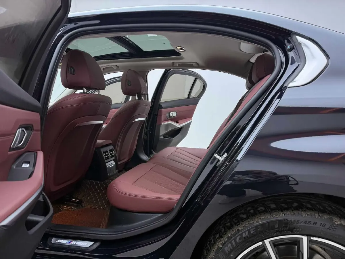 2023 BMW 3 Series 2.0T 156HP L4 8AT,autocango,china used car exporter,china ev exporter,chinese used car exporter,chinese used ev exporter