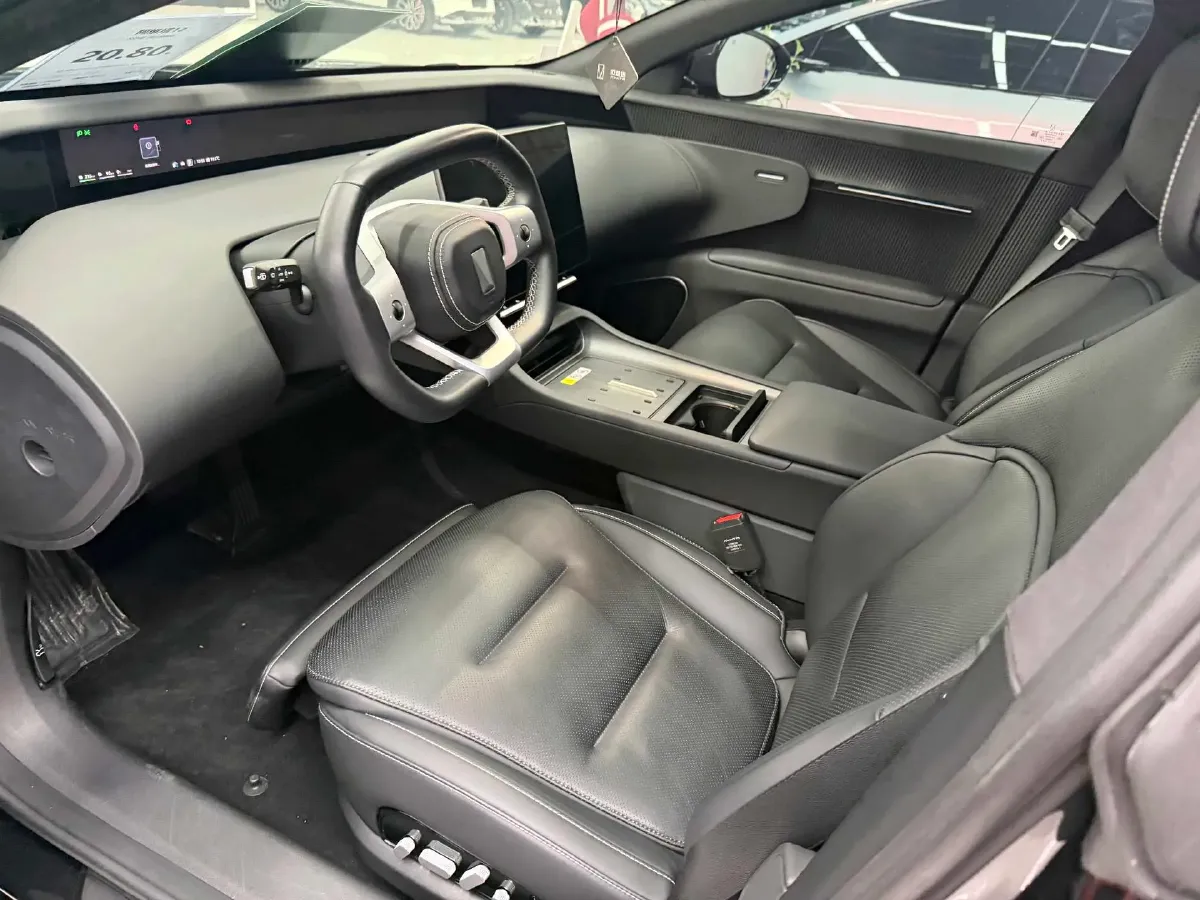 2025 Avatr 12 1.5T 156HP L4 REEV 39.05KWH,autocango,china used car exporter,china ev exporter,chinese used car exporter,chinese used ev exporter