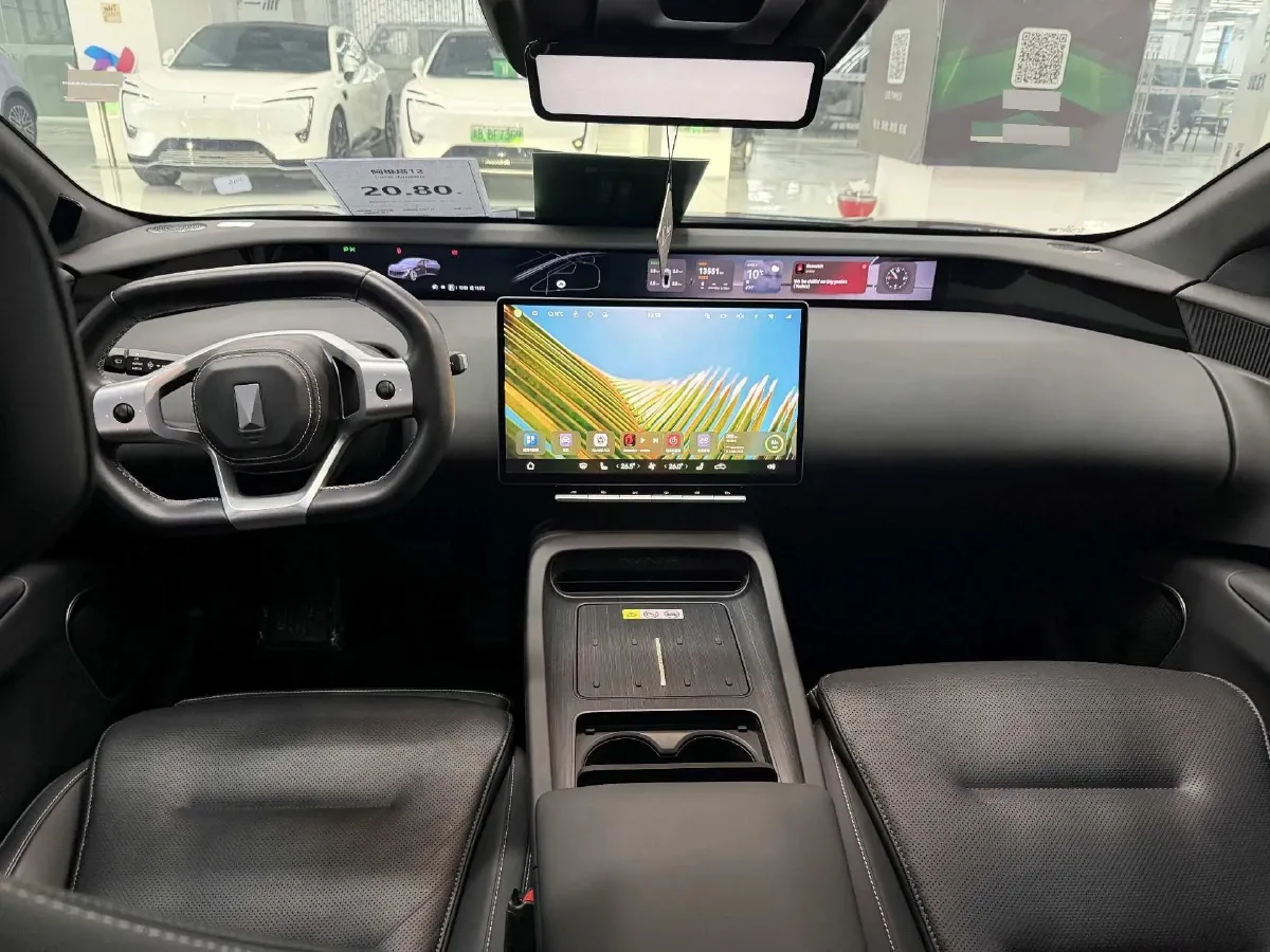 2025 Avatr 12 1.5T 156HP L4 REEV 39.05KWH,autocango,china used car exporter,china ev exporter,chinese used car exporter,chinese used ev exporter