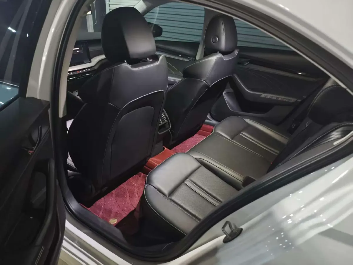 2023 Skoda Octavia 1.4T 150HP L4 7DCT,autocango,china used car exporter,china ev exporter,chinese used car exporter,chinese used ev exporter