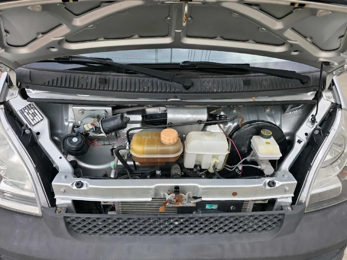 2019 WuLing RongGuang New Truck 1.5L 107HP L4 5MT,autocango,china used car exporter,china ev exporter,chinese used car exporter,chinese used ev exporter