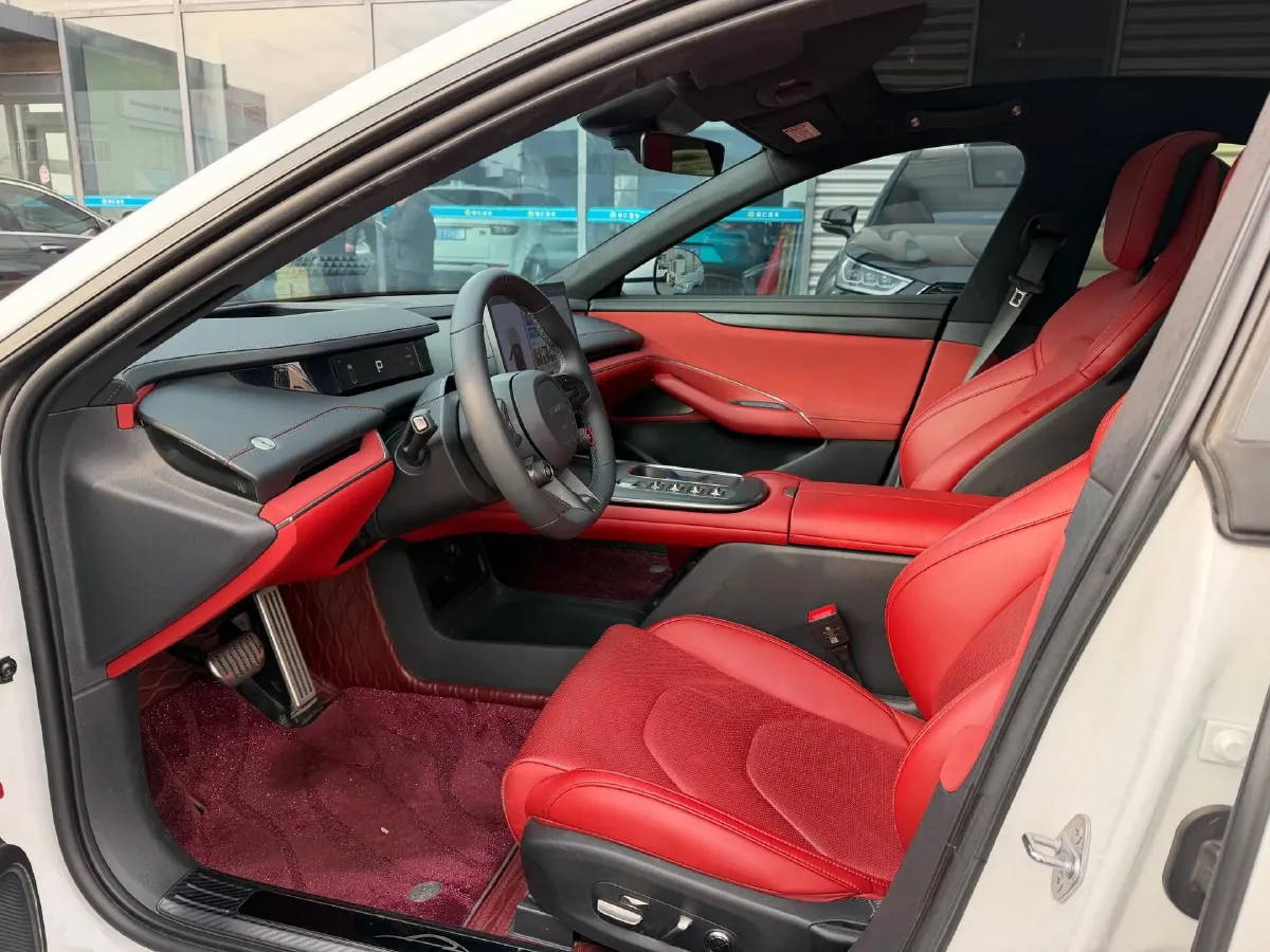 2024 MI SU7 BEV 101KWH,autocango,china used car exporter,china ev exporter,chinese used car exporter,chinese used ev exporter