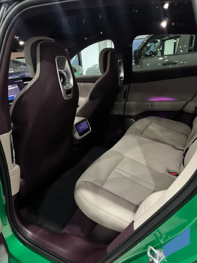 2025 MI YU7 BEV 96.3KWH,autocango,china used car exporter,china ev exporter,chinese used car exporter,chinese used ev exporter