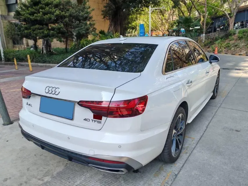 2023 Audi A4L 2.0T 190HP L4 7DCT,autocango,china used car exporter,china ev exporter,chinese used car exporter,chinese used ev exporter
