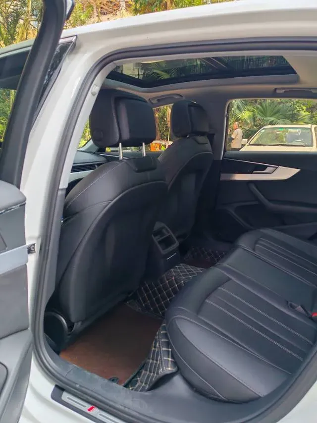 2023 Audi A4L 2.0T 190HP L4 7DCT,autocango,china used car exporter,china ev exporter,chinese used car exporter,chinese used ev exporter