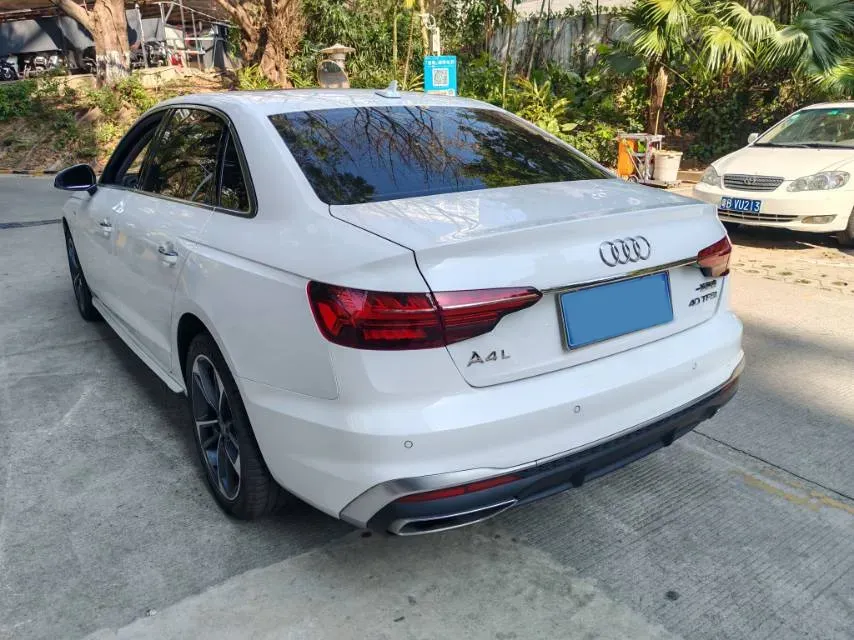 2023 Audi A4L 2.0T 190HP L4 7DCT,autocango,china used car exporter,china ev exporter,chinese used car exporter,chinese used ev exporter