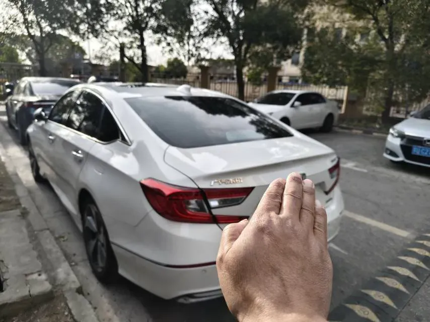 2021 Honda Accord 2.0L 146HP L4 E-CVT Hybrid,autocango,china used car exporter,china ev exporter,chinese used car exporter,chinese used ev exporter