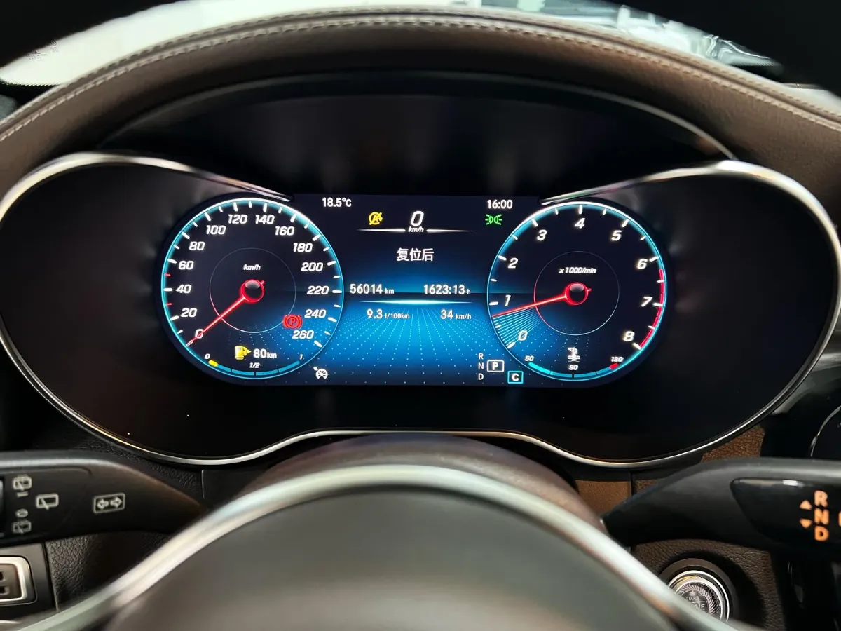 2022 Mercedes-Benz GLC Class 2.0T 197HP L4 9AT,autocango,china used car exporter,china ev exporter,chinese used car exporter,chinese used ev exporter