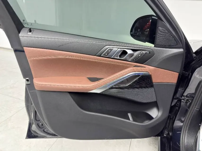 2023 BMW X6 2.0T 258HP L4 8AT,autocango,china used car exporter,china ev exporter,chinese used car exporter,chinese used ev exporter