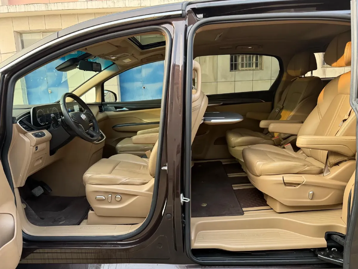 2021 Buick GL8 2.0T 237HP L4 9AT,autocango,china used car exporter,china ev exporter,chinese used car exporter,chinese used ev exporter