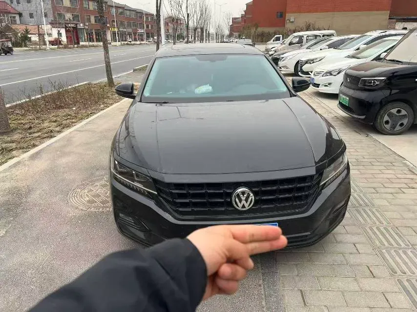 2019 Volkswagen Passat 2.0T 186HP L4 7DCT,autocango,china used car exporter,china ev exporter,chinese used car exporter,chinese used ev exporter
