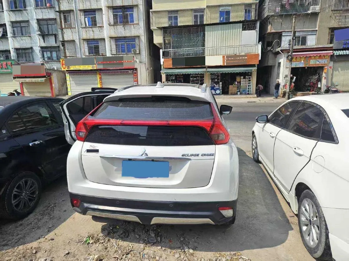 2021 Mitsubishi Eclipse Cross 1.5T 170HP L4 CVT,autocango,china used car exporter,china ev exporter,chinese used car exporter,chinese used ev exporter