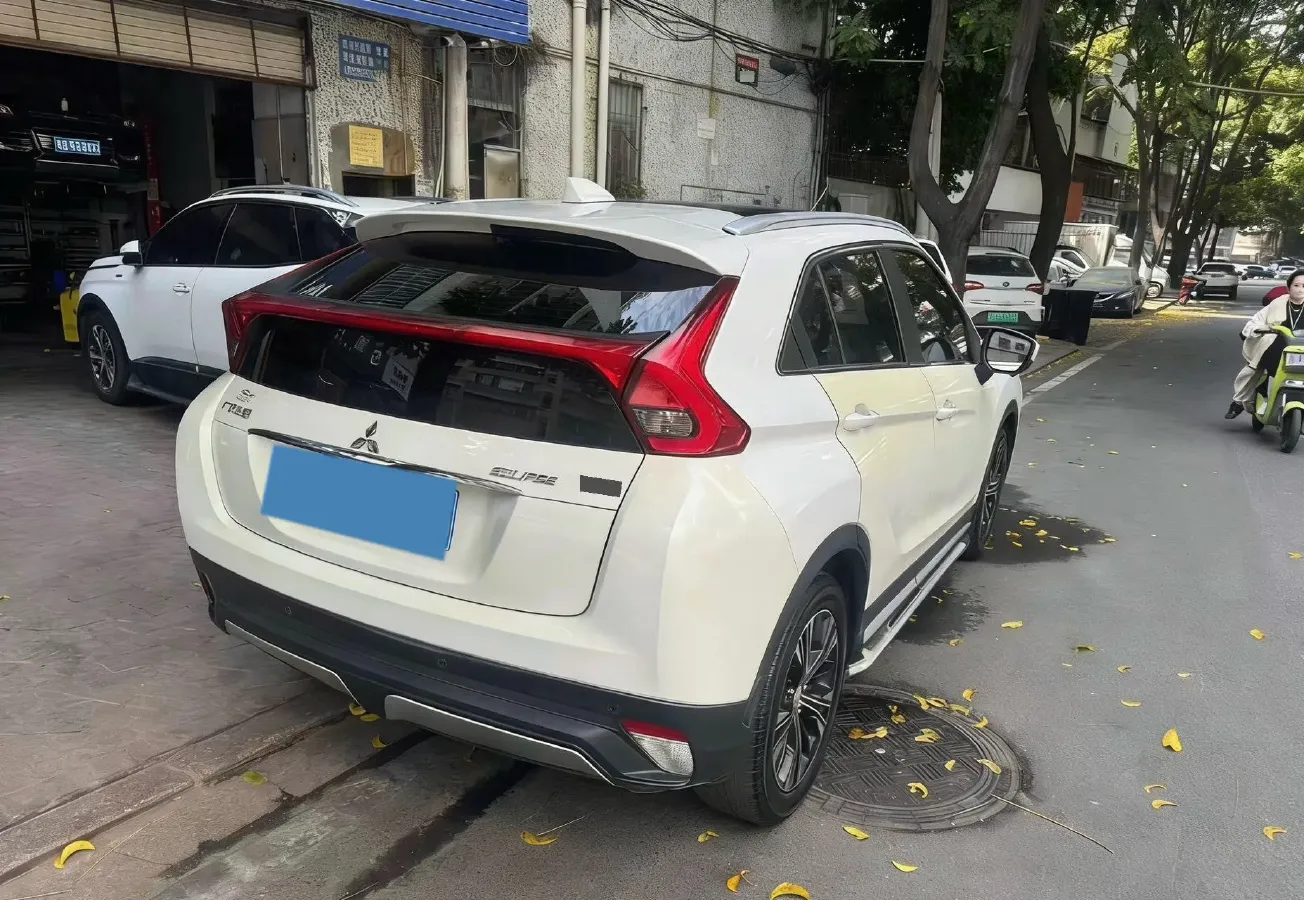 2021 Mitsubishi Eclipse Cross 1.5T 170HP L4 CVT,autocango,china used car exporter,china ev exporter,chinese used car exporter,chinese used ev exporter