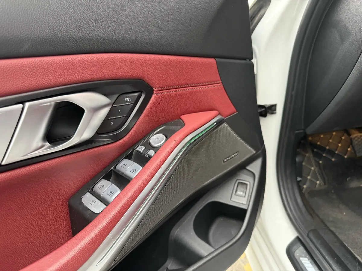 2024 BMW 3 Series 2.0T 184HP L4 8AT,autocango,china used car exporter,china ev exporter,chinese used car exporter,chinese used ev exporter