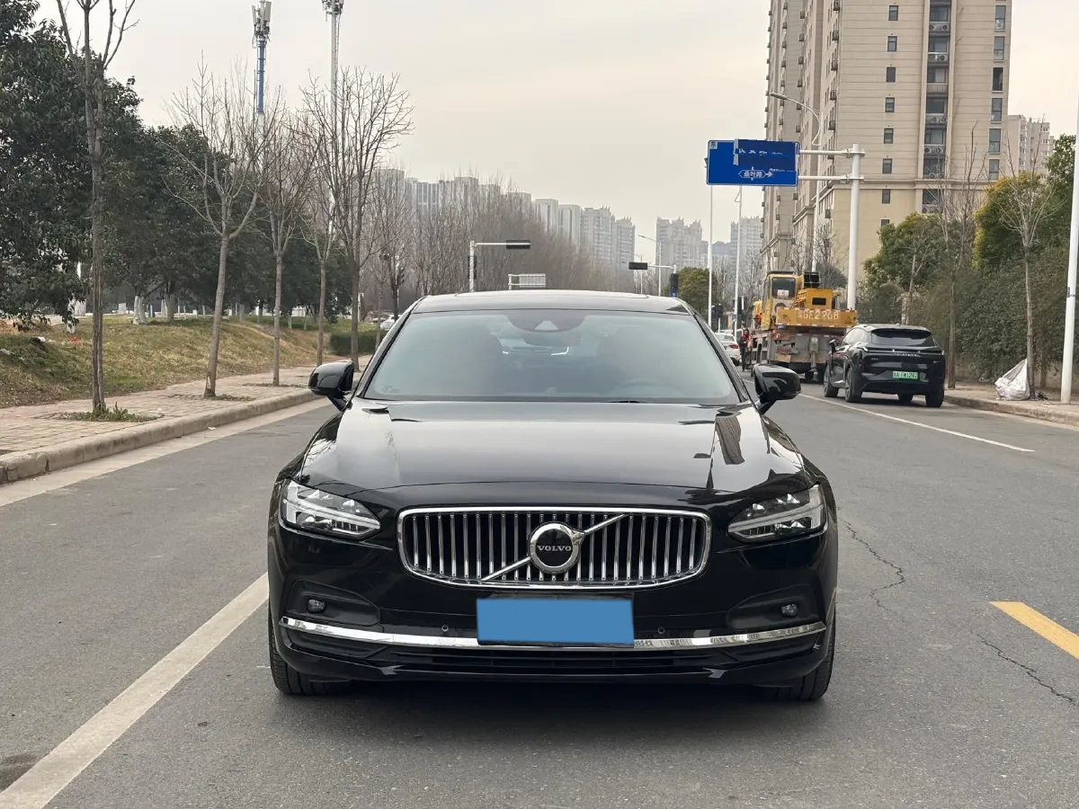 2021 Volvo S90 2.0T 250HP L4 8AT,autocango,china used car exporter,china ev exporter,chinese used car exporter,chinese used ev exporter