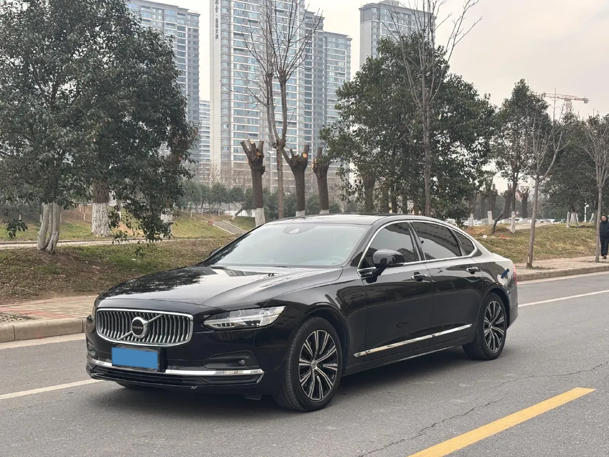 2021 Volvo S90 2.0T 250HP L4 8AT,autocango,china used car exporter,china ev exporter,chinese used car exporter,chinese used ev exporter