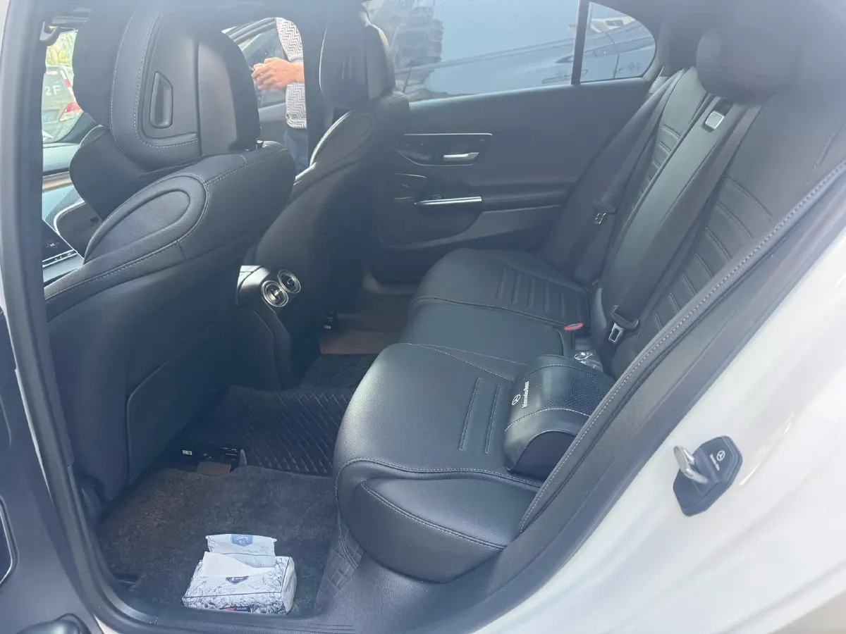 2025 Mercedes-Benz C Class 1.5T 204HP L4 9AT,autocango,china used car exporter,china ev exporter,chinese used car exporter,chinese used ev exporter