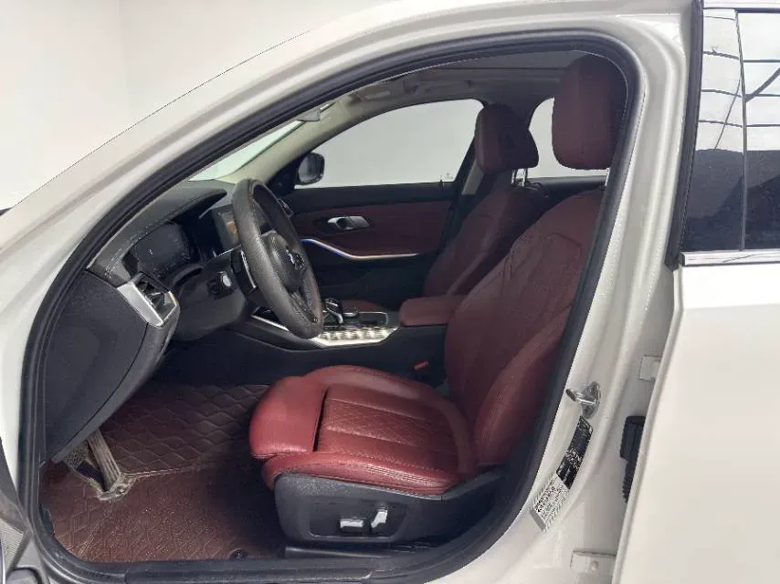 2022 BMW 3 Series 2.0T 184HP L4 8AT,autocango,china used car exporter,china ev exporter,chinese used car exporter,chinese used ev exporter