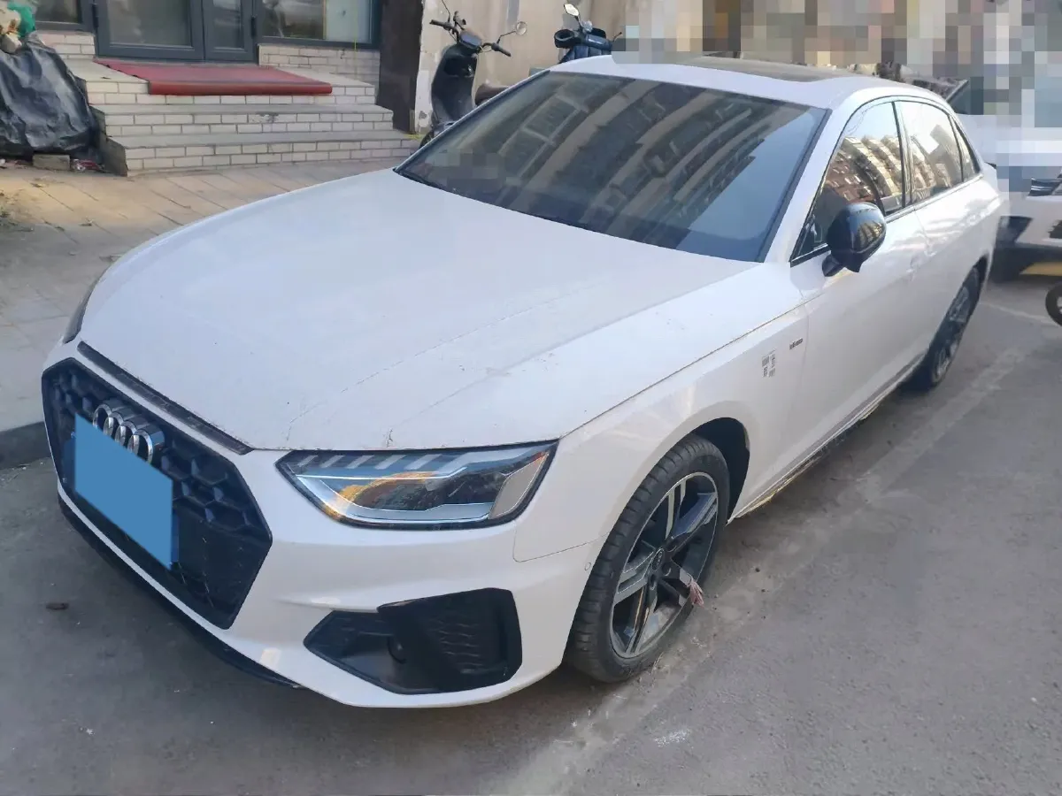 2022 Audi A4L 2.0T 190HP L4 7DCT,autocango,china used car exporter,china ev exporter,chinese used car exporter,chinese used ev exporter