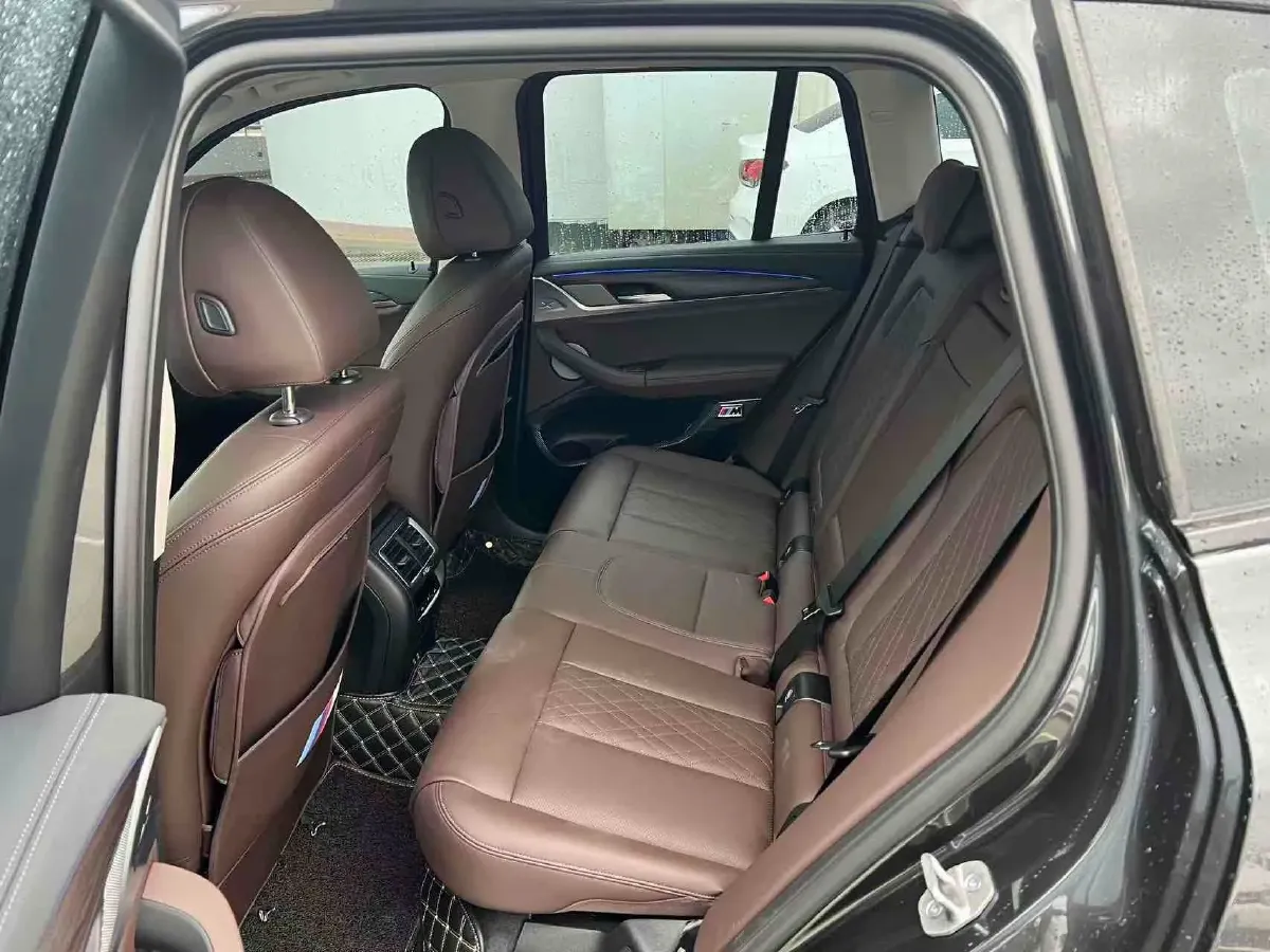 2022 BMW X3 2.0T 252HP L4 8AT,autocango,china used car exporter,china ev exporter,chinese used car exporter,chinese used ev exporter