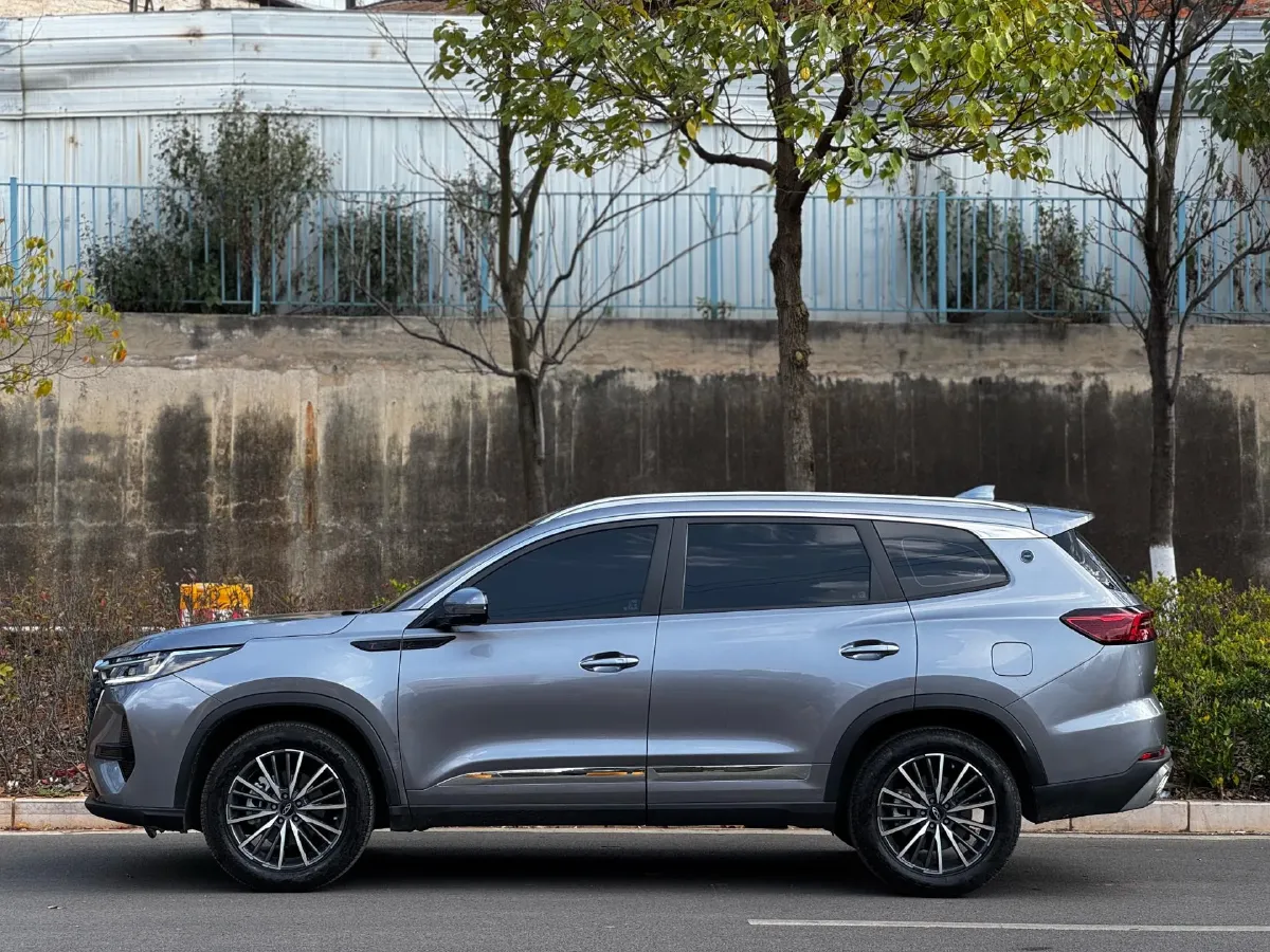 2024 Chery Tiggo 8 PRO 1.6T 197HP L4 7DCT,autocango,china used car exporter,china ev exporter,chinese used car exporter,chinese used ev exporter