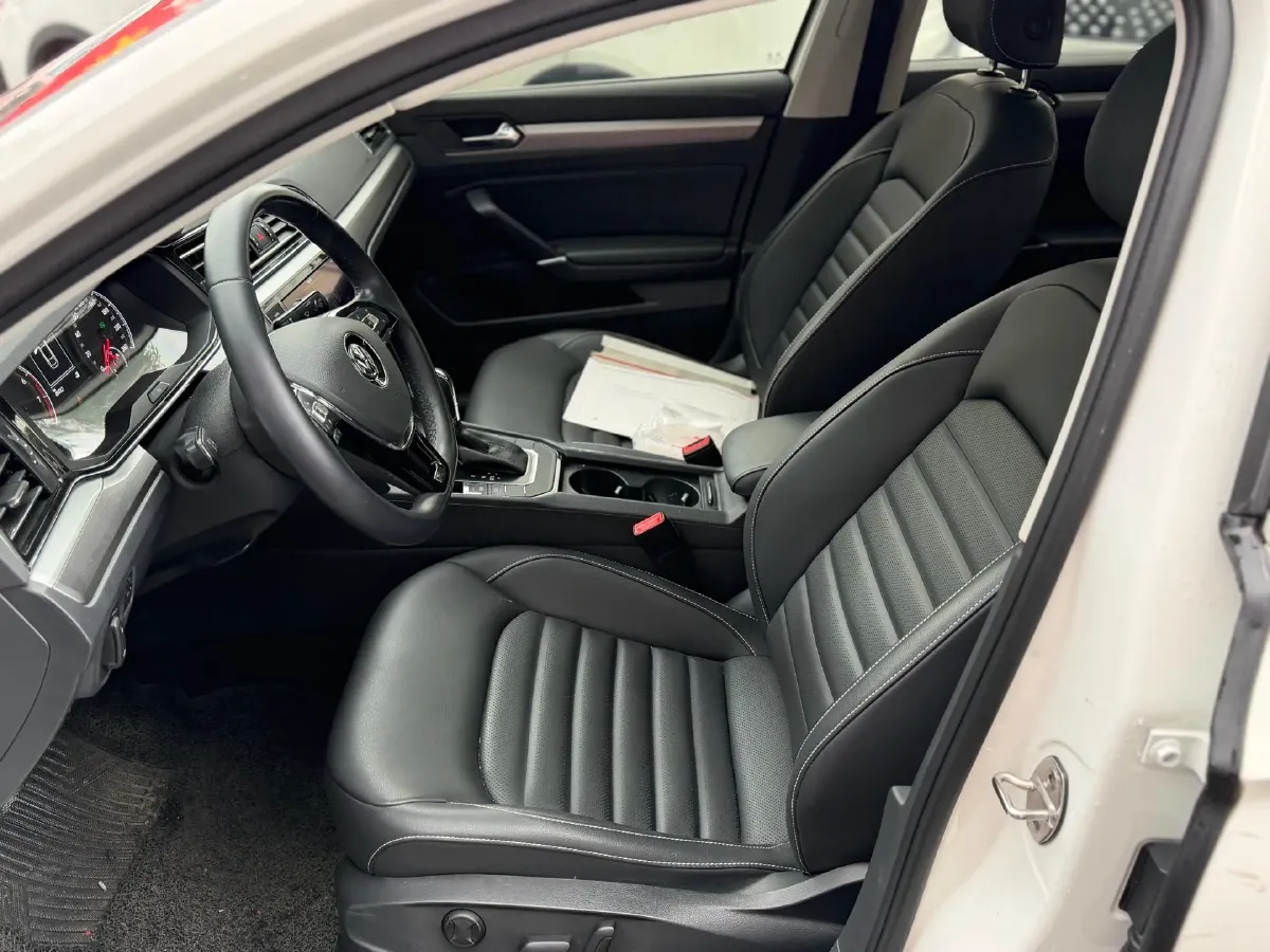 2019 Volkswagen Passat 1.4T 150HP L4 7DCT,autocango,china used car exporter,china ev exporter,chinese used car exporter,chinese used ev exporter