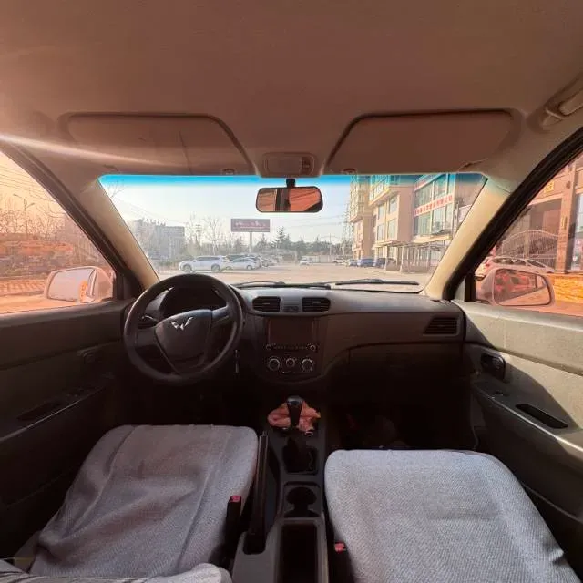 2016 WuLing HongGuang 1.5L 112HP L4 5MT,autocango,china used car exporter,china ev exporter,chinese used car exporter,chinese used ev exporter