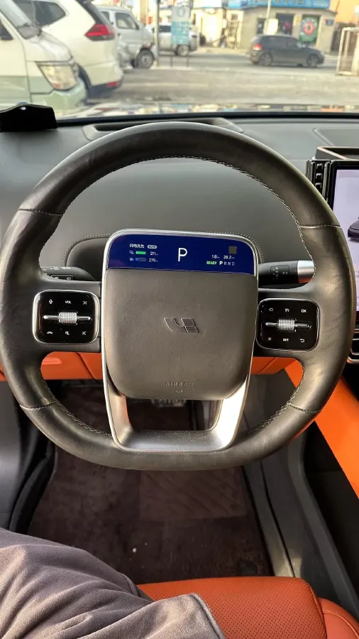 2023 Li L8 Range Extended 154HP REEV 40.9KWH,autocango,china used car exporter,china ev exporter,chinese used car exporter,chinese used ev exporter