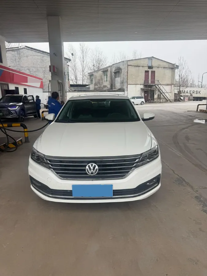 2018 Skoda Karoq 1.4T 150HP L4 7DCT,autocango,china used car exporter,china ev exporter,chinese used car exporter,chinese used ev exporter