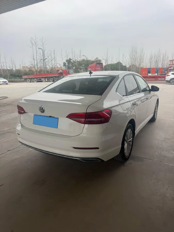 2018 Skoda Karoq 1.4T 150HP L4 7DCT,autocango,china used car exporter,china ev exporter,chinese used car exporter,chinese used ev exporter