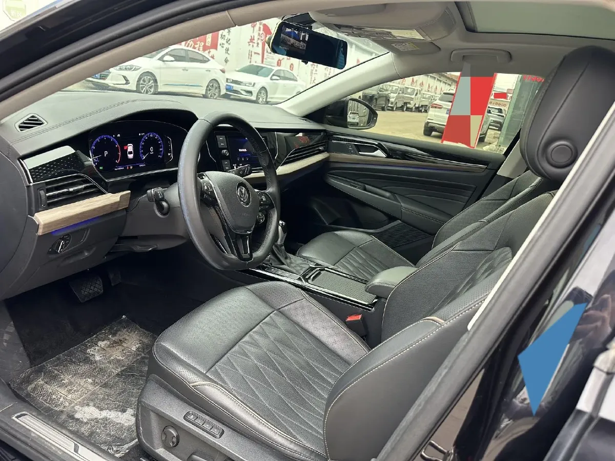 2020 Volkswagen Passat 2.0T 186HP L4 7DCT,autocango,china used car exporter,china ev exporter,chinese used car exporter,chinese used ev exporter